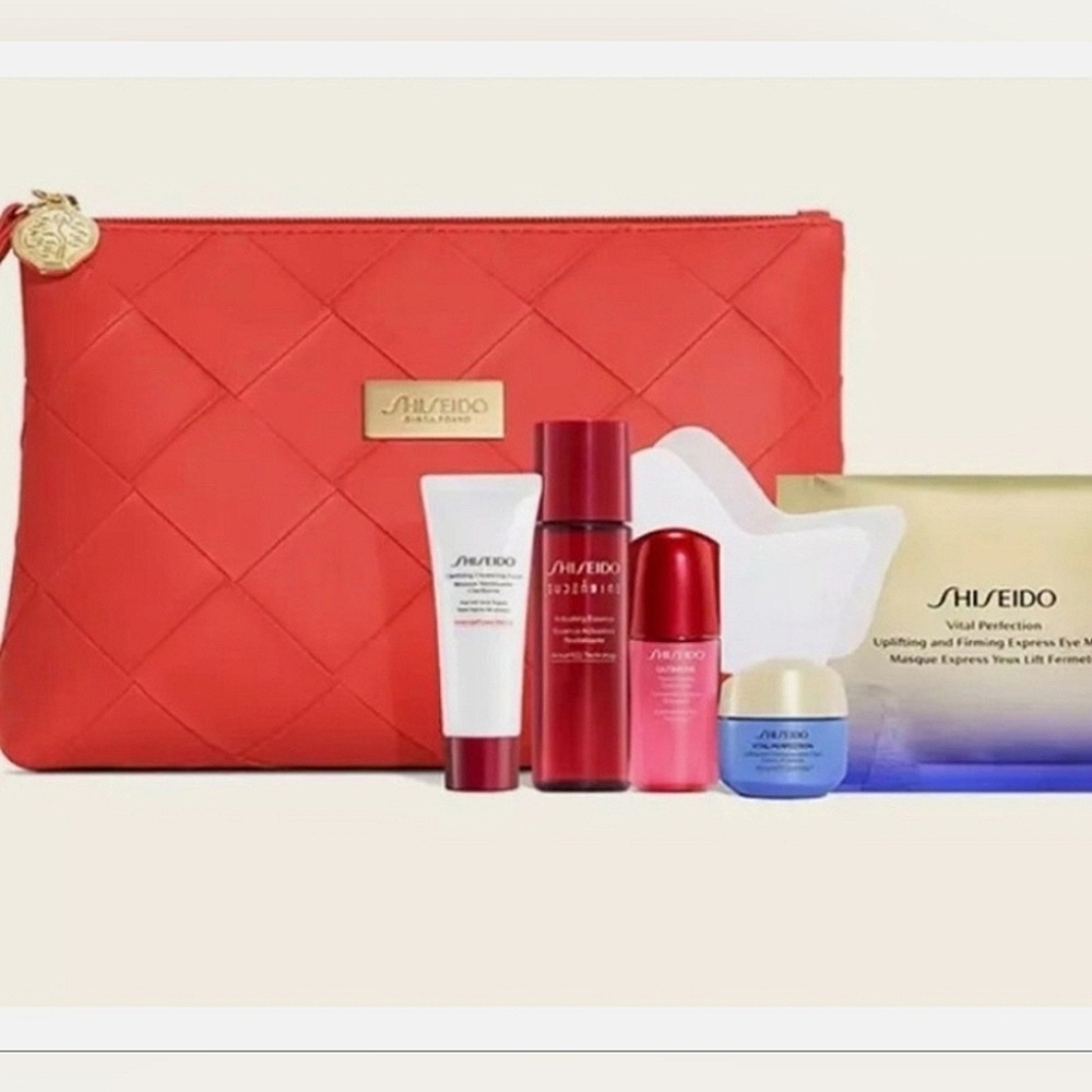 Shiseido, 6 Piece Travel Skincare Set with Cosmetic Bag